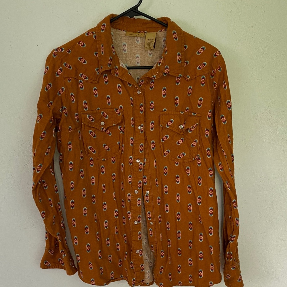 Wrangler Women's Orange Patterned Button Down Shirt